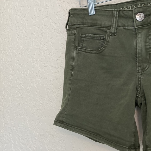 American eagle midi army green shorts - Picture 9 of 10
